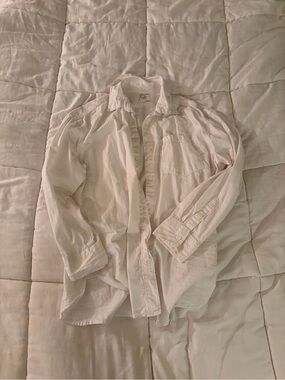 Aerie woman’s button up